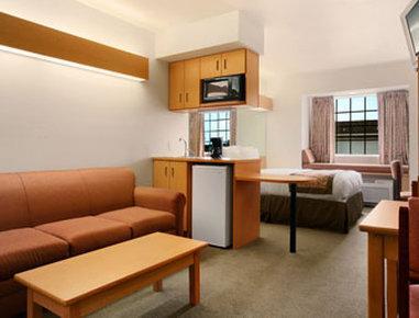 Microtel Inn & Suites By Wyndham Altus Exterior photo